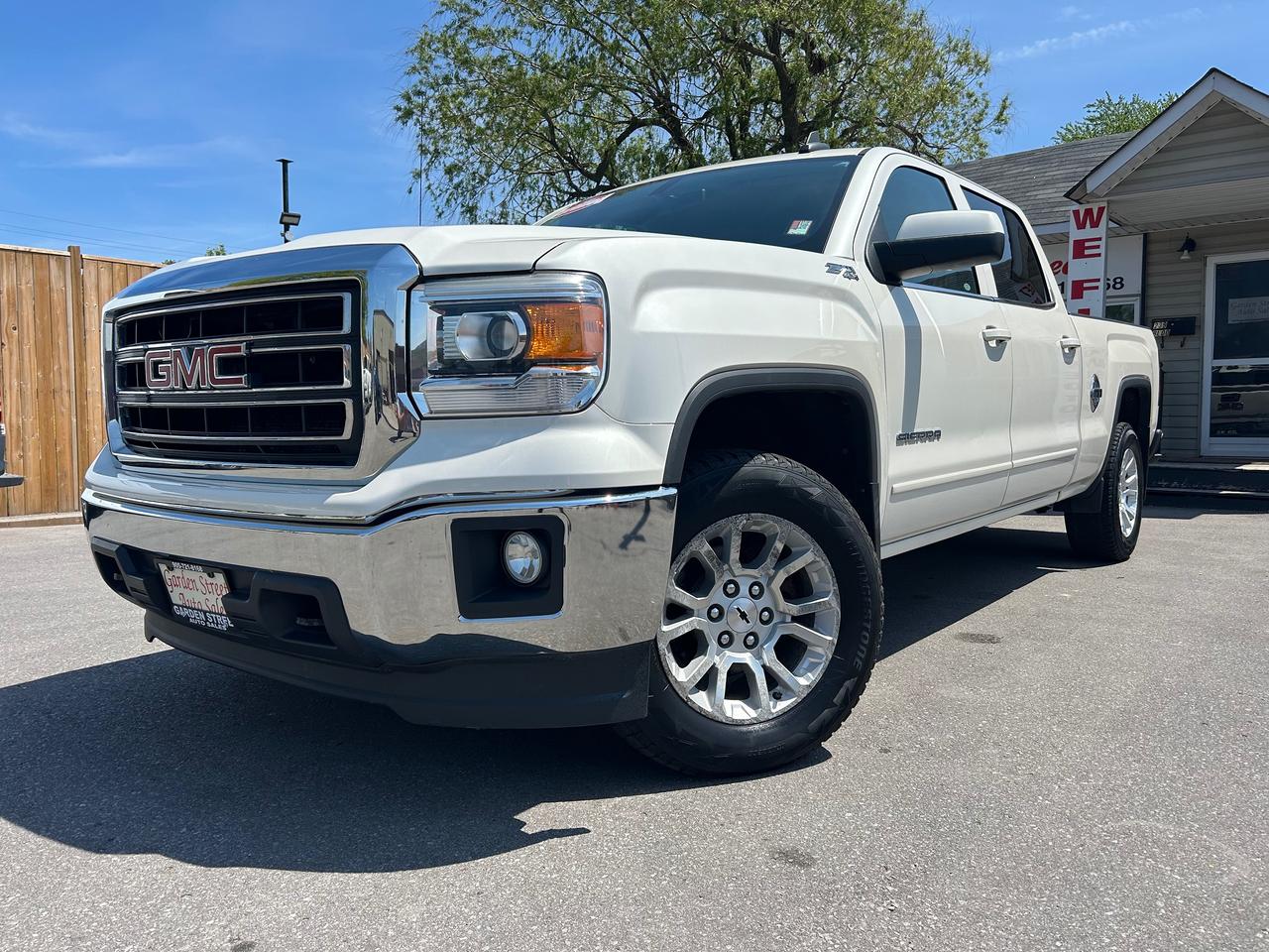 2015 GMC Sierra 1500 SLE Photo0