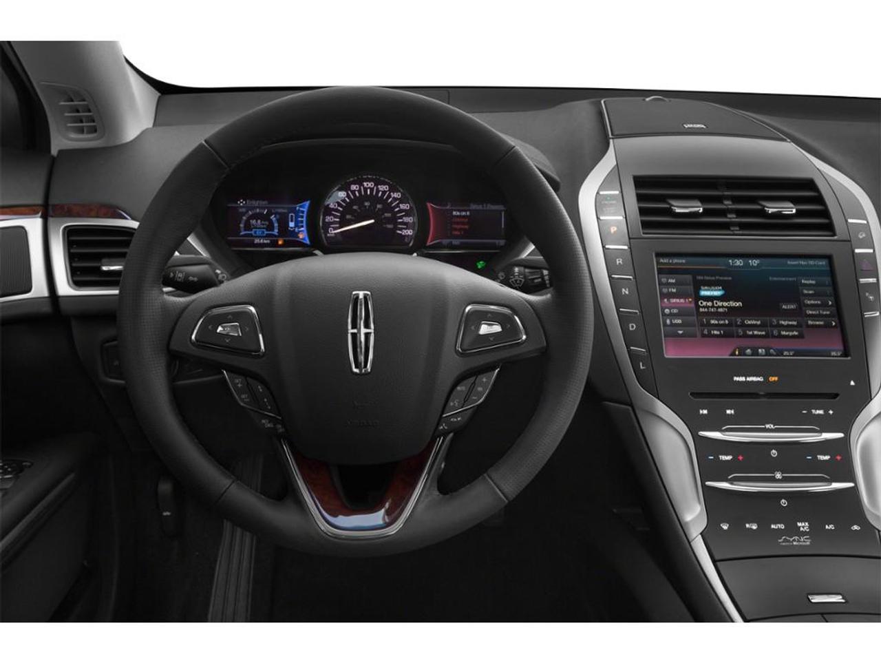 2015 Lincoln MKZ Hybrid Photo