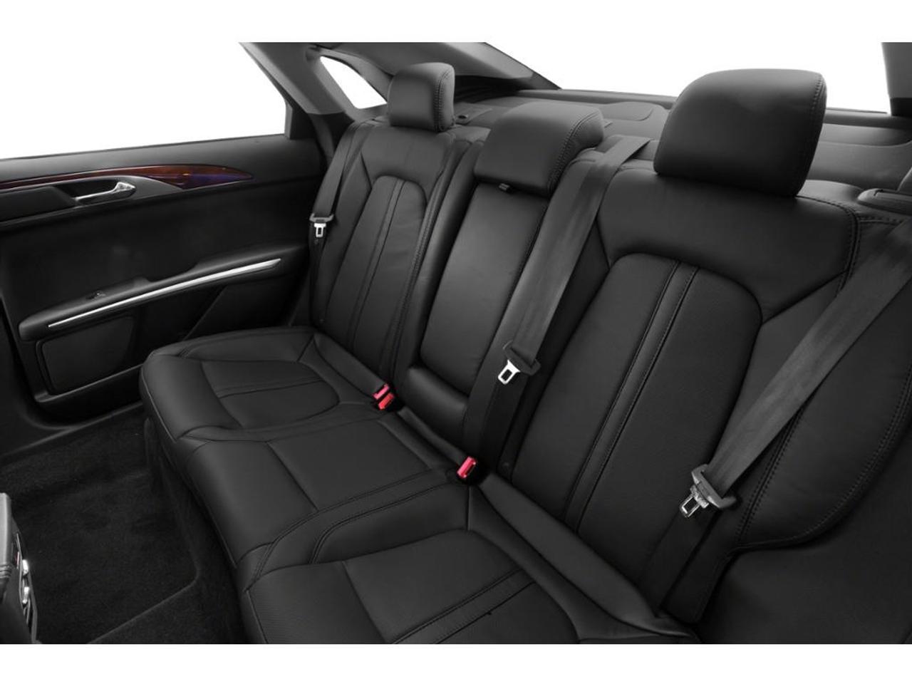 2015 Lincoln MKZ Hybrid Photo