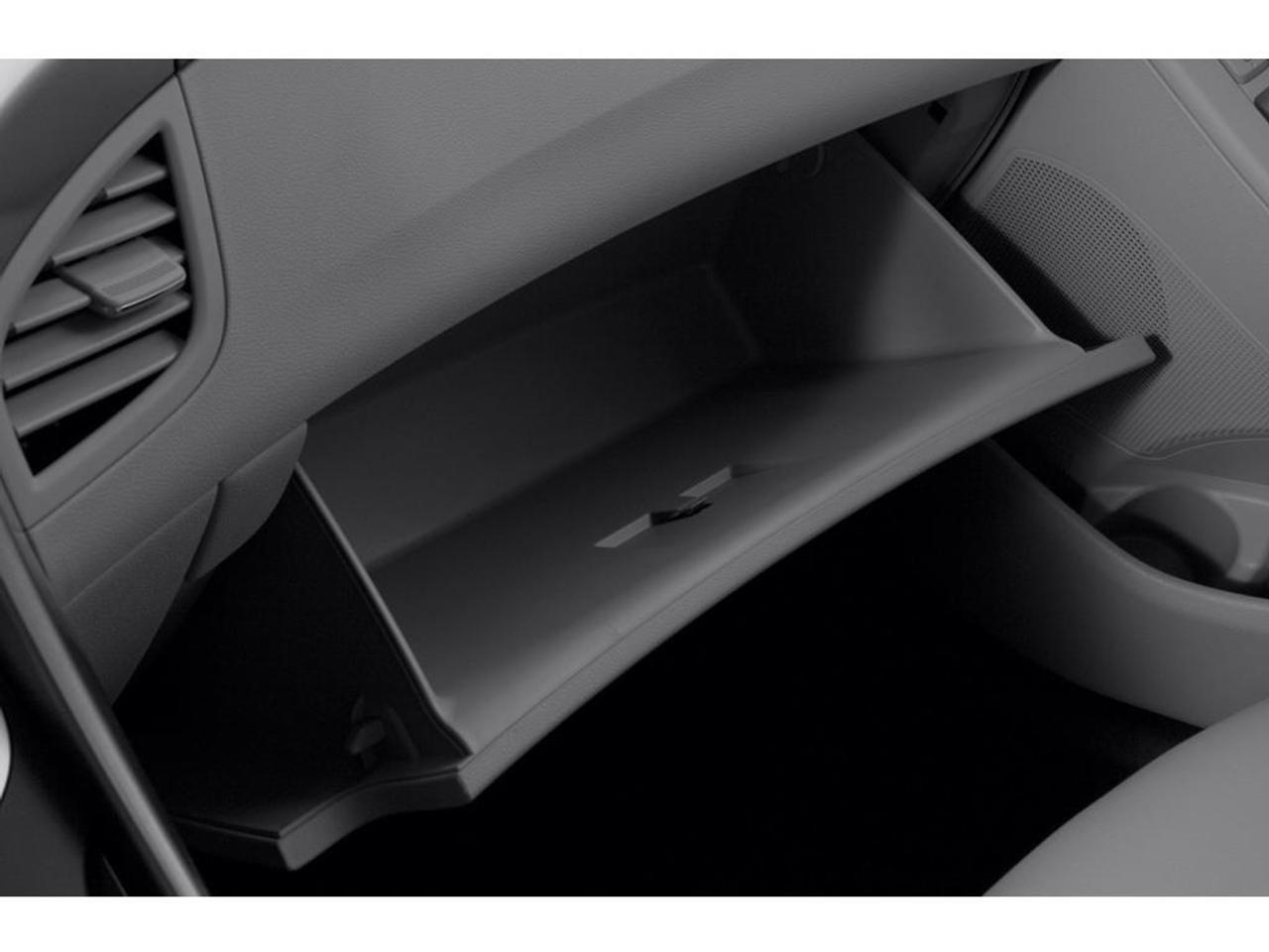 2013 Hyundai Elantra GLS Photo