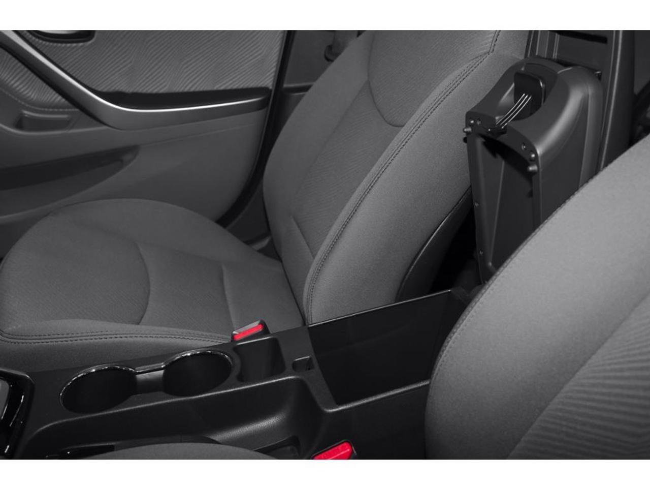 2013 Hyundai Elantra GLS Photo