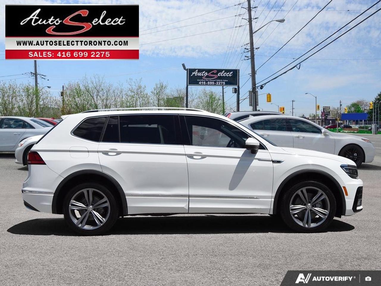 2021 Volkswagen Tiguan Highline R-Line 4Motion - Apple Carplay - Clean Carfax - Panoramic Photo
