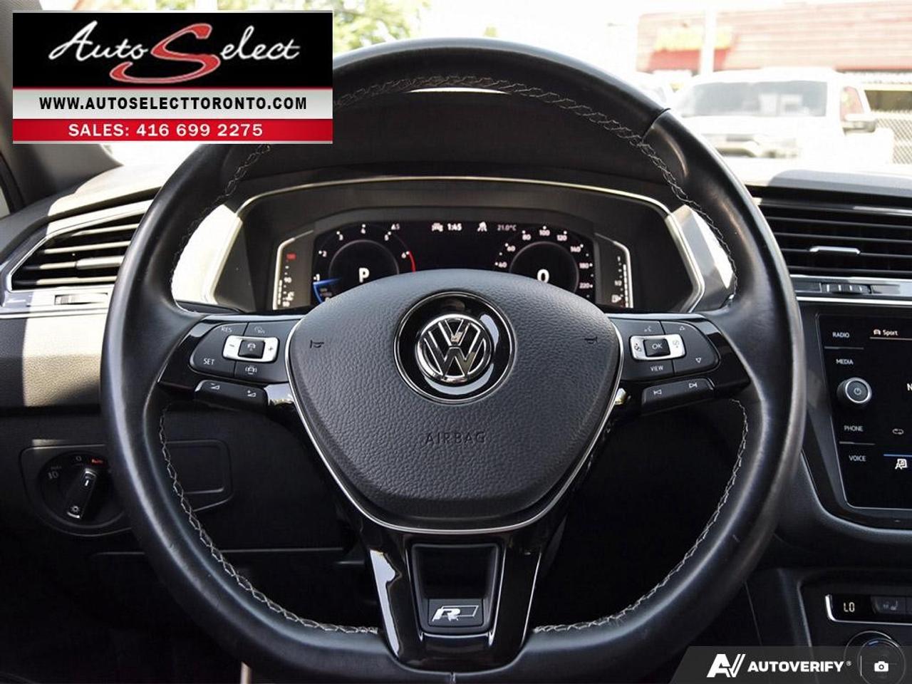 2021 Volkswagen Tiguan Highline R-Line 4Motion - Apple Carplay - Clean Carfax - Panoramic Photo