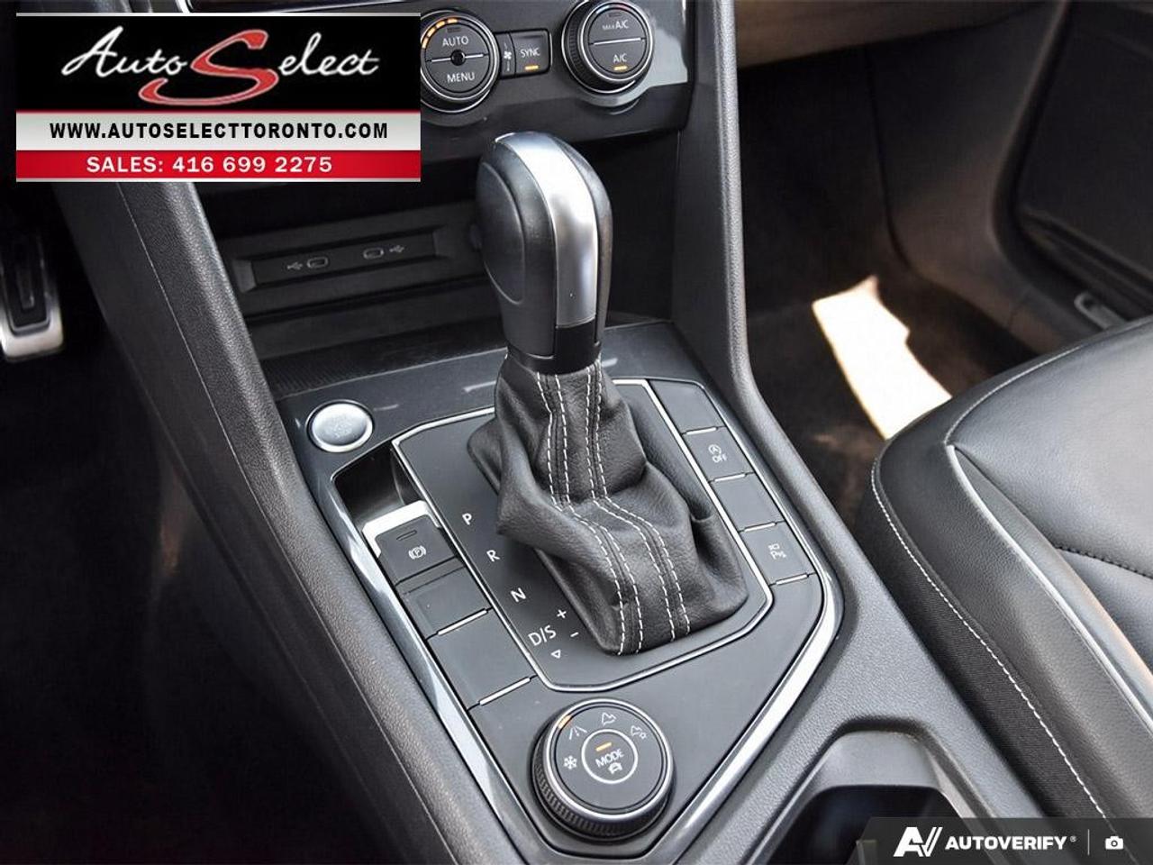 2021 Volkswagen Tiguan Highline R-Line 4Motion - Apple Carplay - Clean Carfax - Panoramic Photo