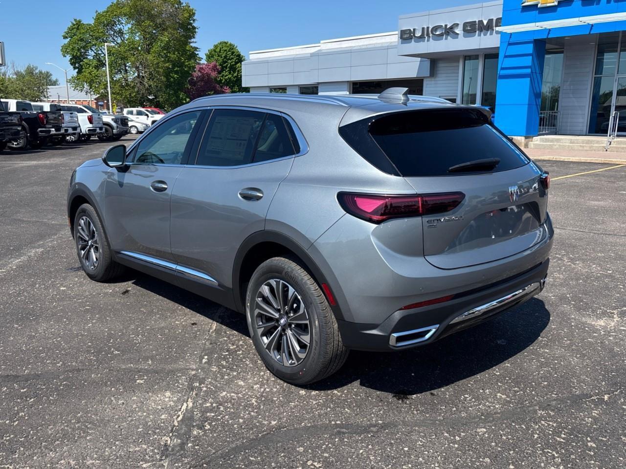 2026 Buick Envision Preferred New 2026 5 Passenger AWD SUV with Heated Front Seats, Heated Steering Wheel, Heads-Up Display, 30 Ul Photo