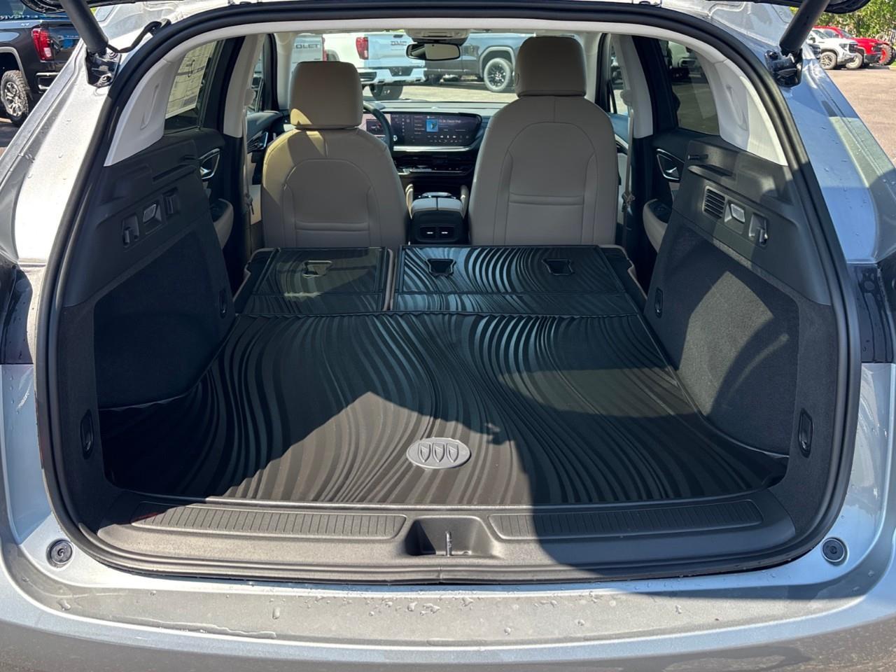 2026 Buick Envision Preferred New 2026 5 Passenger AWD SUV with Heated Front Seats, Heated Steering Wheel, Heads-Up Display, 30 Ul Photo