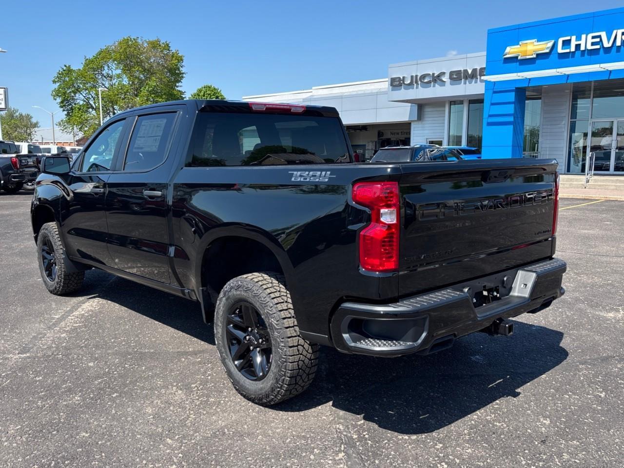 2026 Chevrolet Silverado 1500 Custom Trail Boss New 2026 Gas Powered V8 6 Passenger 4X4 Truck with Factory Installed 2 Lift, Spray-In Bedliner and a 7 Touchscreen Radio with Wireless Apple Carplay/Android Auto Photo