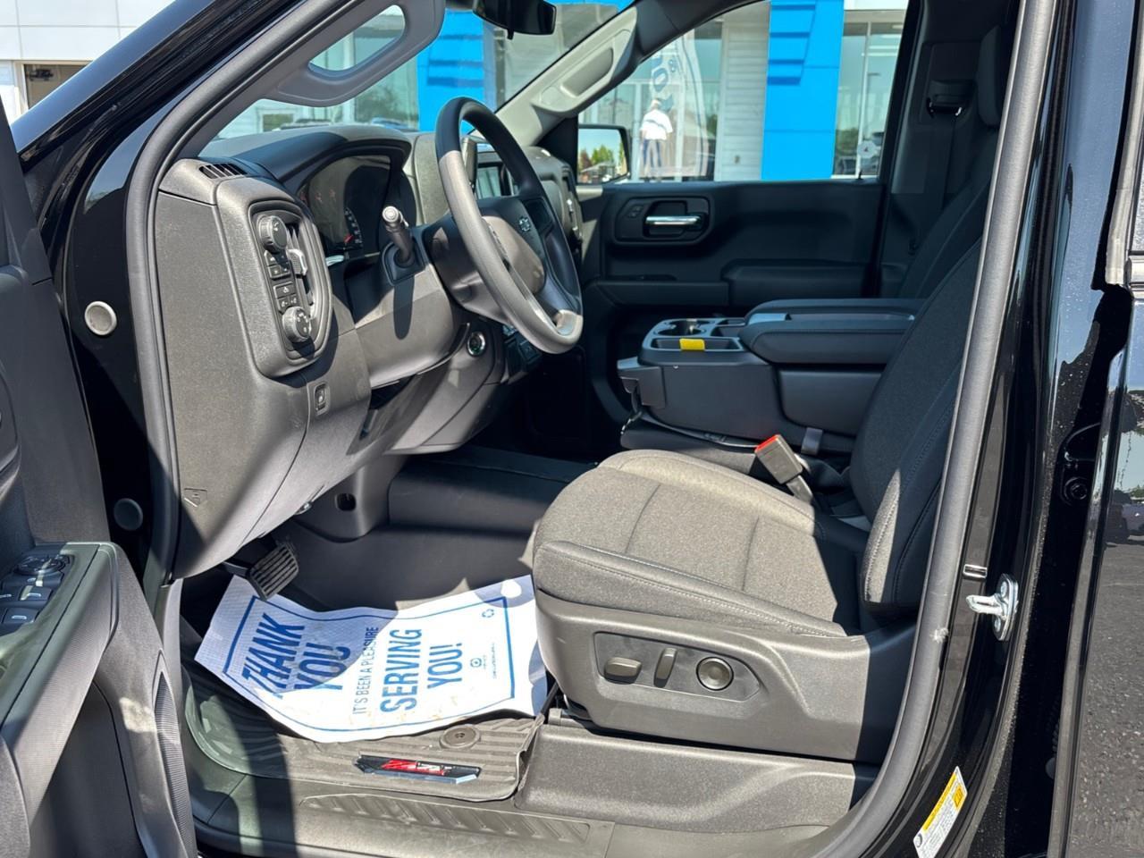 2026 Chevrolet Silverado 1500 Custom Trail Boss New 2026 Gas Powered V8 6 Passenger 4X4 Truck with Factory Installed 2 Lift, Spray-In Bedliner and a 7 Touchscreen Radio with Wireless Apple Carplay/Android Auto Photo