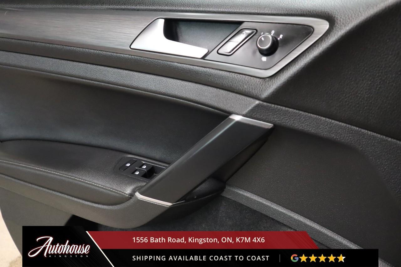 2018 Volkswagen Golf 1.8 TSI Comfortline MANUAL - LEATHER - SUNROOF Photo