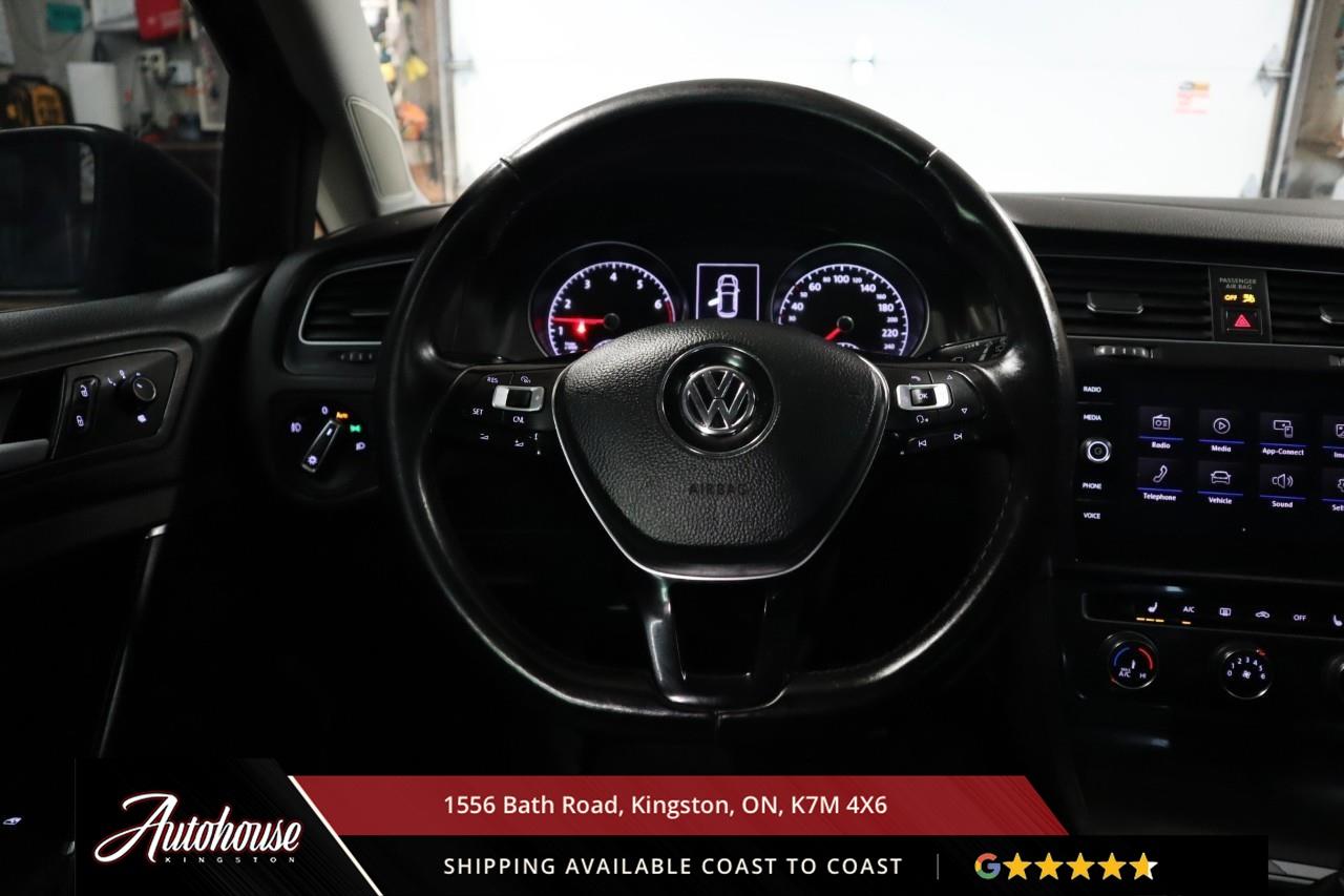2018 Volkswagen Golf 1.8 TSI Comfortline MANUAL - LEATHER - SUNROOF Photo