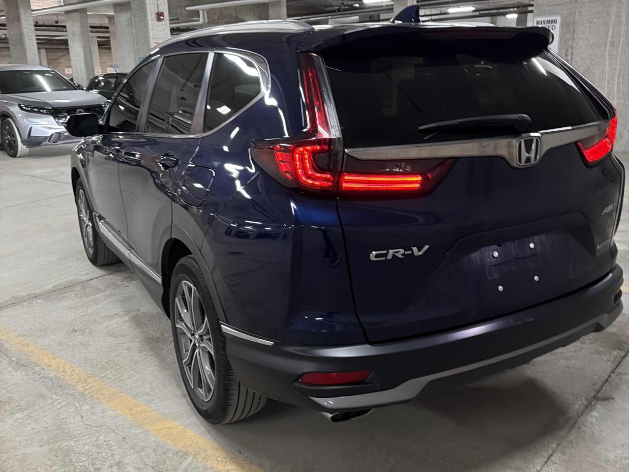2020 Honda CR-V Touring, LOW KM'S, AWD, CARPLAY, AND MORE! Photo