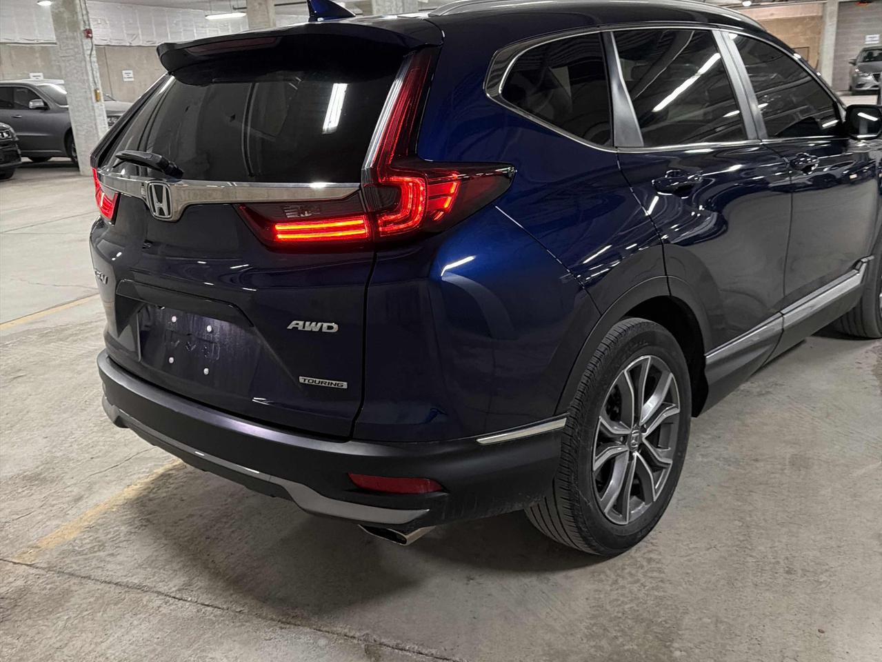 2020 Honda CR-V Touring, LOW KM'S, AWD, CARPLAY, AND MORE! Photo