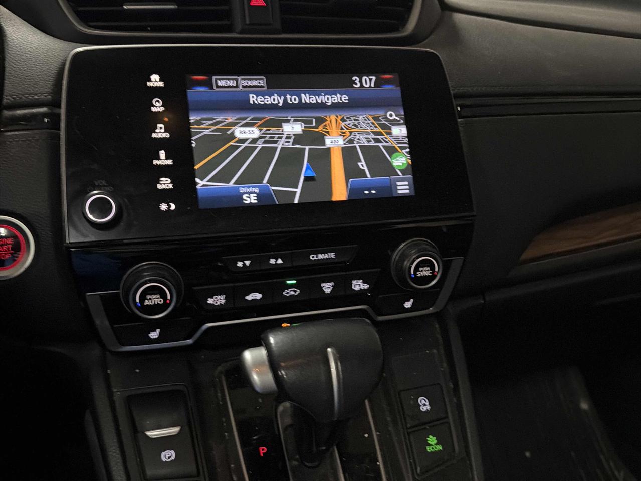 2020 Honda CR-V Touring, LOW KM'S, AWD, CARPLAY, AND MORE! Photo
