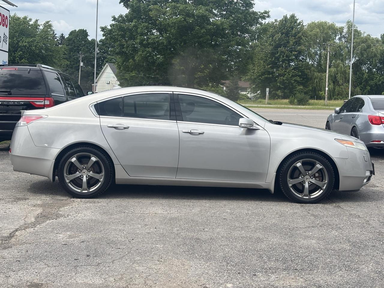 2011 Acura TL w/Tech Pkg Photo