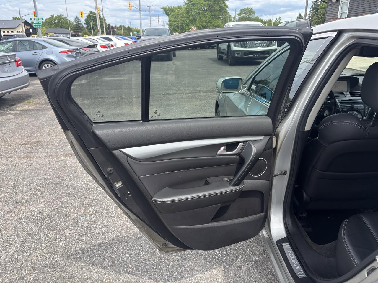 2011 Acura TL w/Tech Pkg Photo