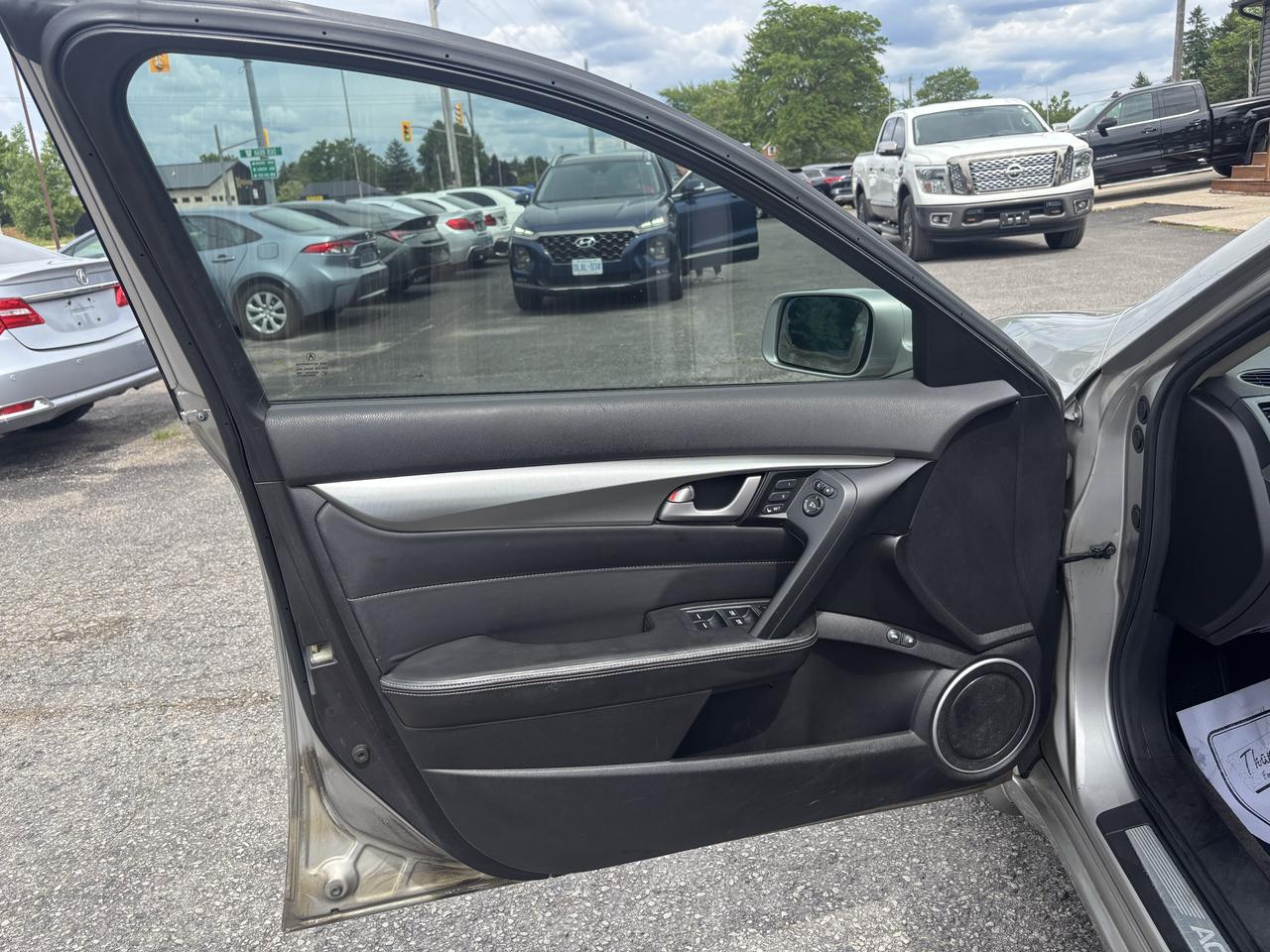 2011 Acura TL w/Tech Pkg Photo