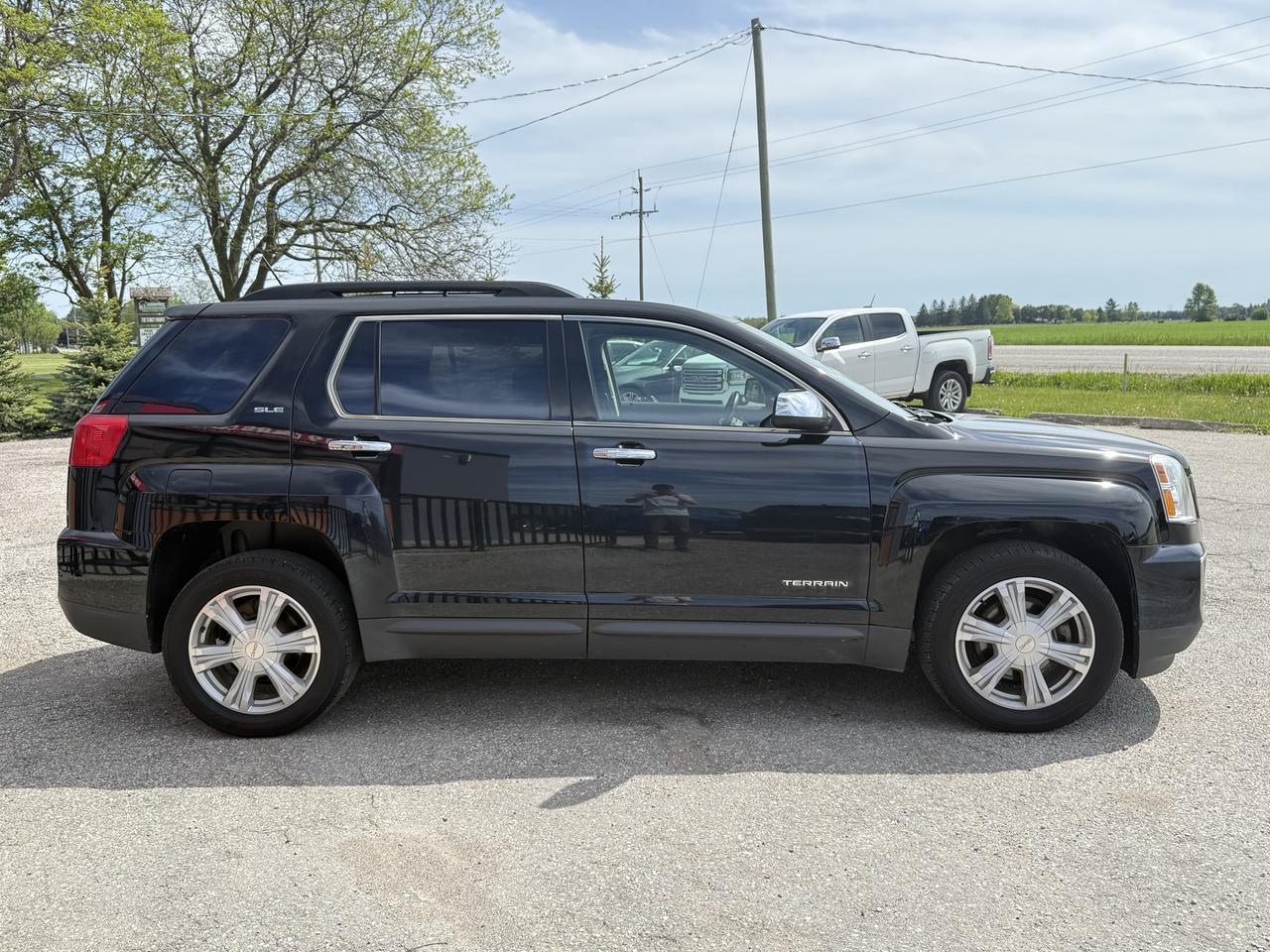 2017 GMC Terrain SLE | Navigation | Backup Camera | Heated Seats Photo