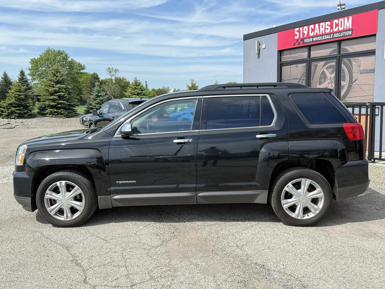 2017 GMC Terrain SLE | Navigation | Backup Camera | Heated Seats Photo
