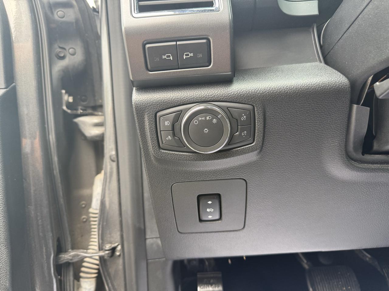 2017 Ford F-150 5.0L Photo