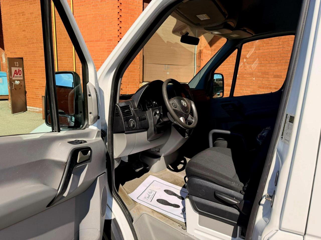 2015 Mercedes-Benz Sprinter Cargo Vans RWD 2500 144" Photo