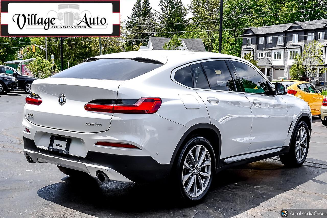 2019 BMW X4 xDrive30i Sports Activity Coupe Photo3