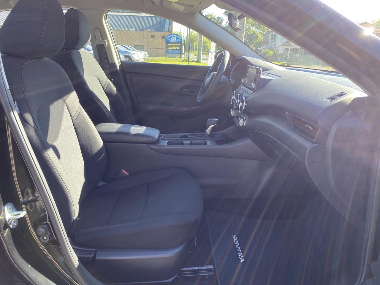 2024 Nissan Sentra S Photo