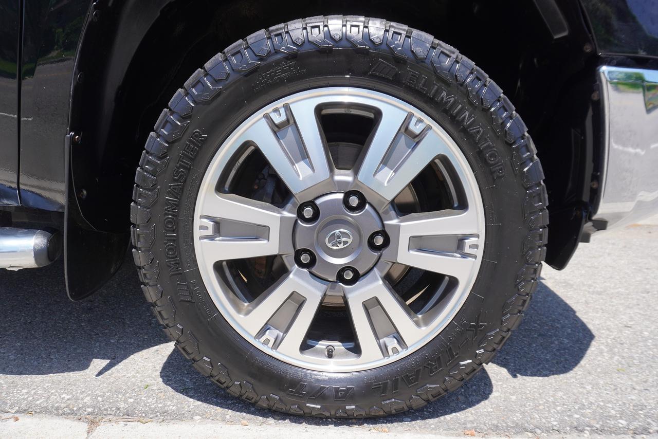 2018 Toyota Tundra 1794 PLATINUM / CREWMAX/ WORK HORSE / SUPER CLEAN Photo