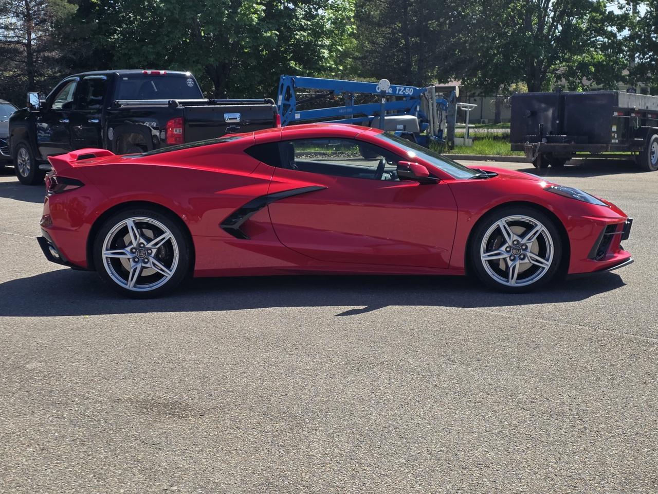 2021 Chevrolet Corvette 2LT COUPE Photo3