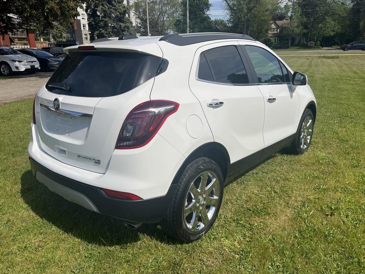 2019 Buick Encore Essence AWD Photo
