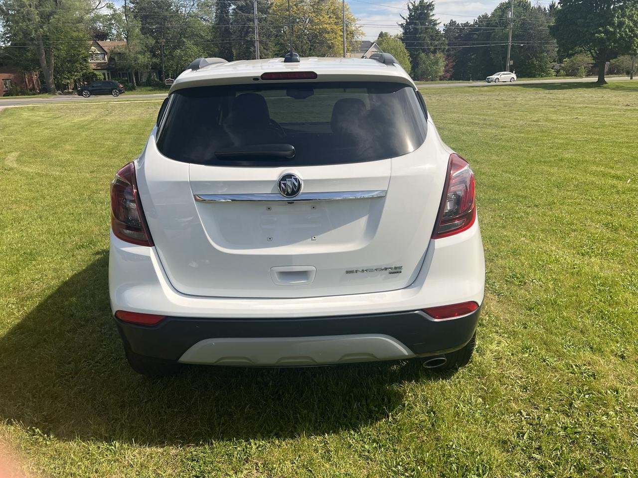 2019 Buick Encore Essence AWD Photo