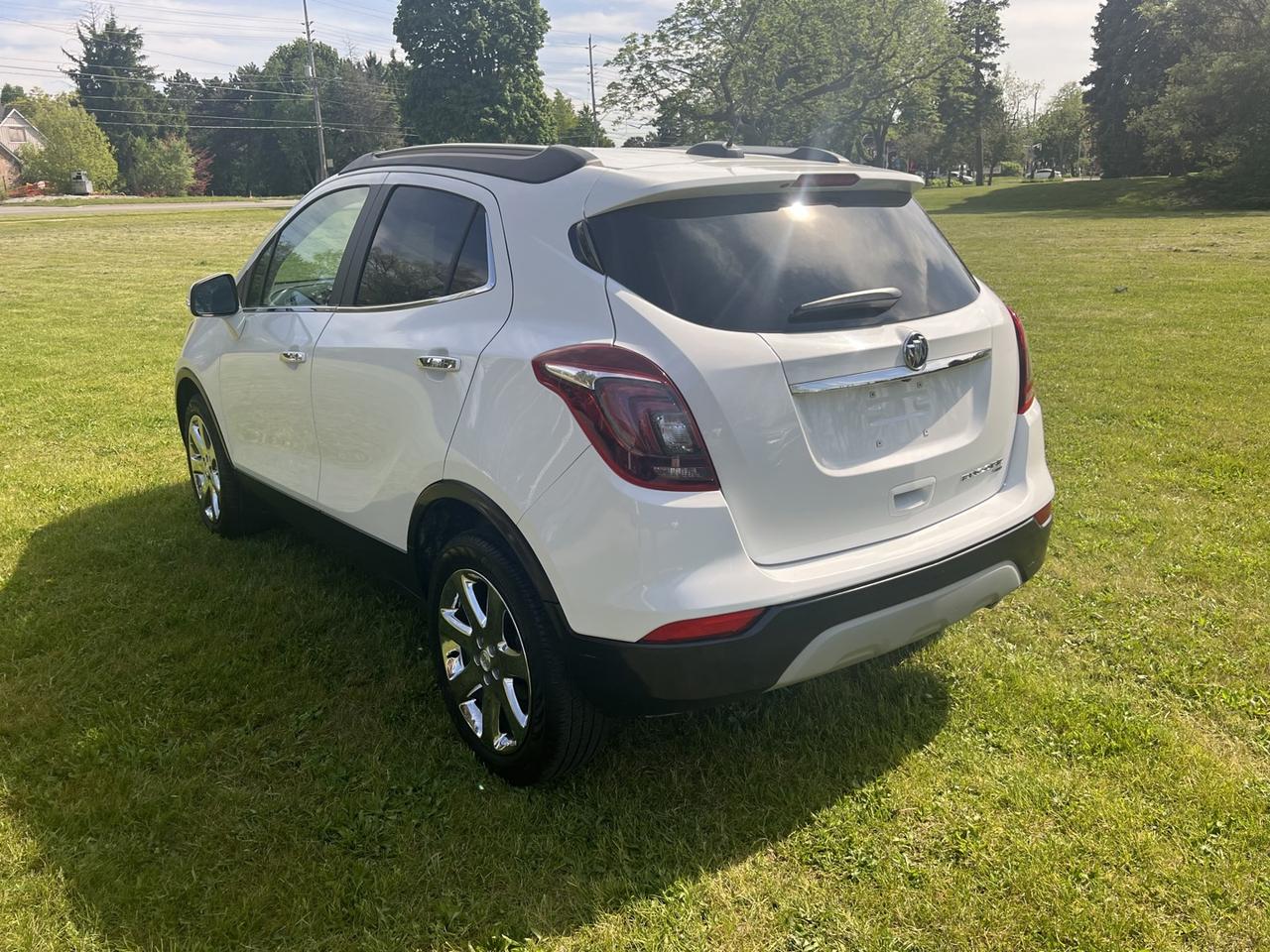 2019 Buick Encore Essence AWD Photo