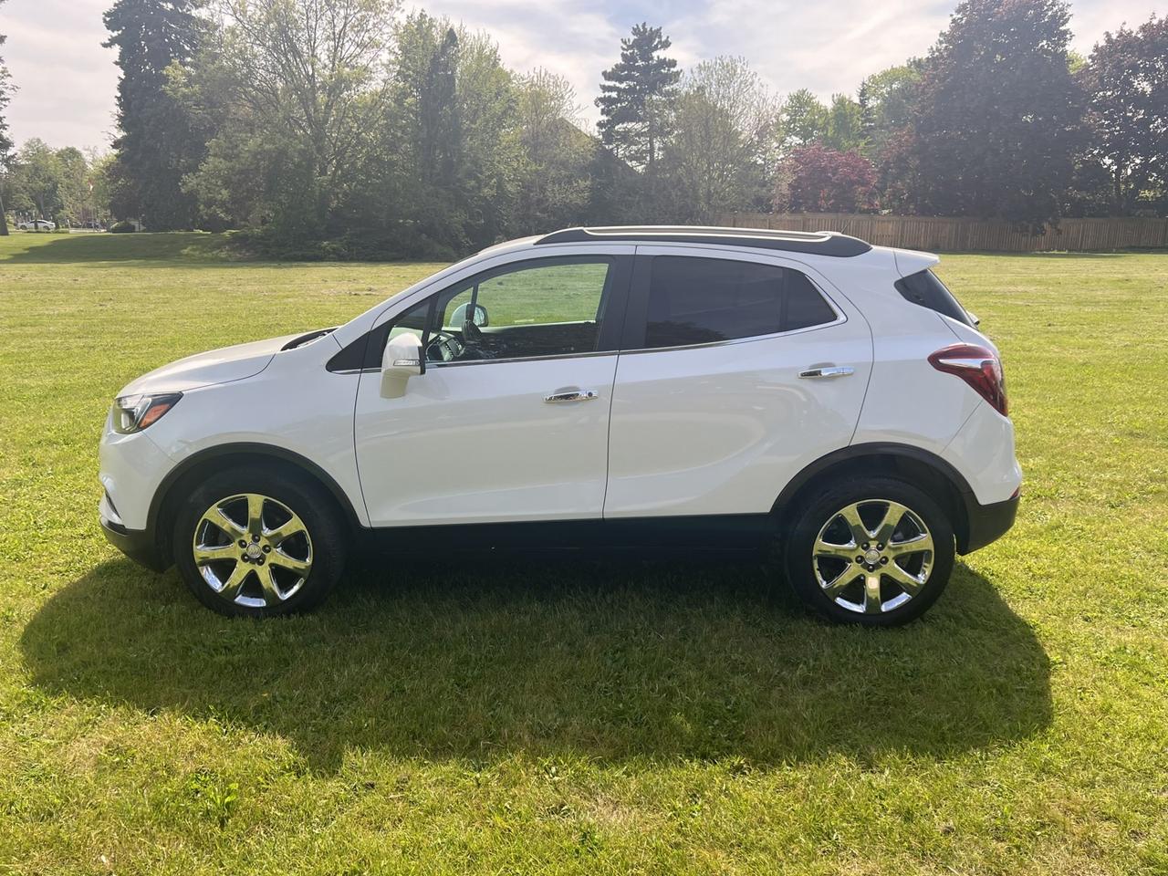 2019 Buick Encore Essence AWD Photo