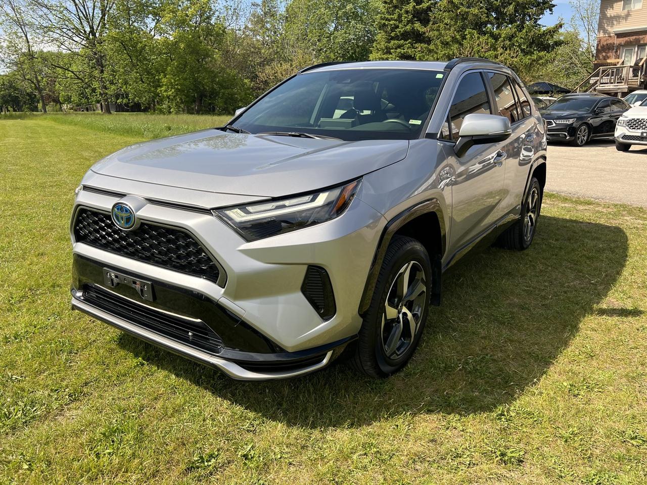 2023 Toyota RAV4 Prime SE AWD *ONE Owner Photo0