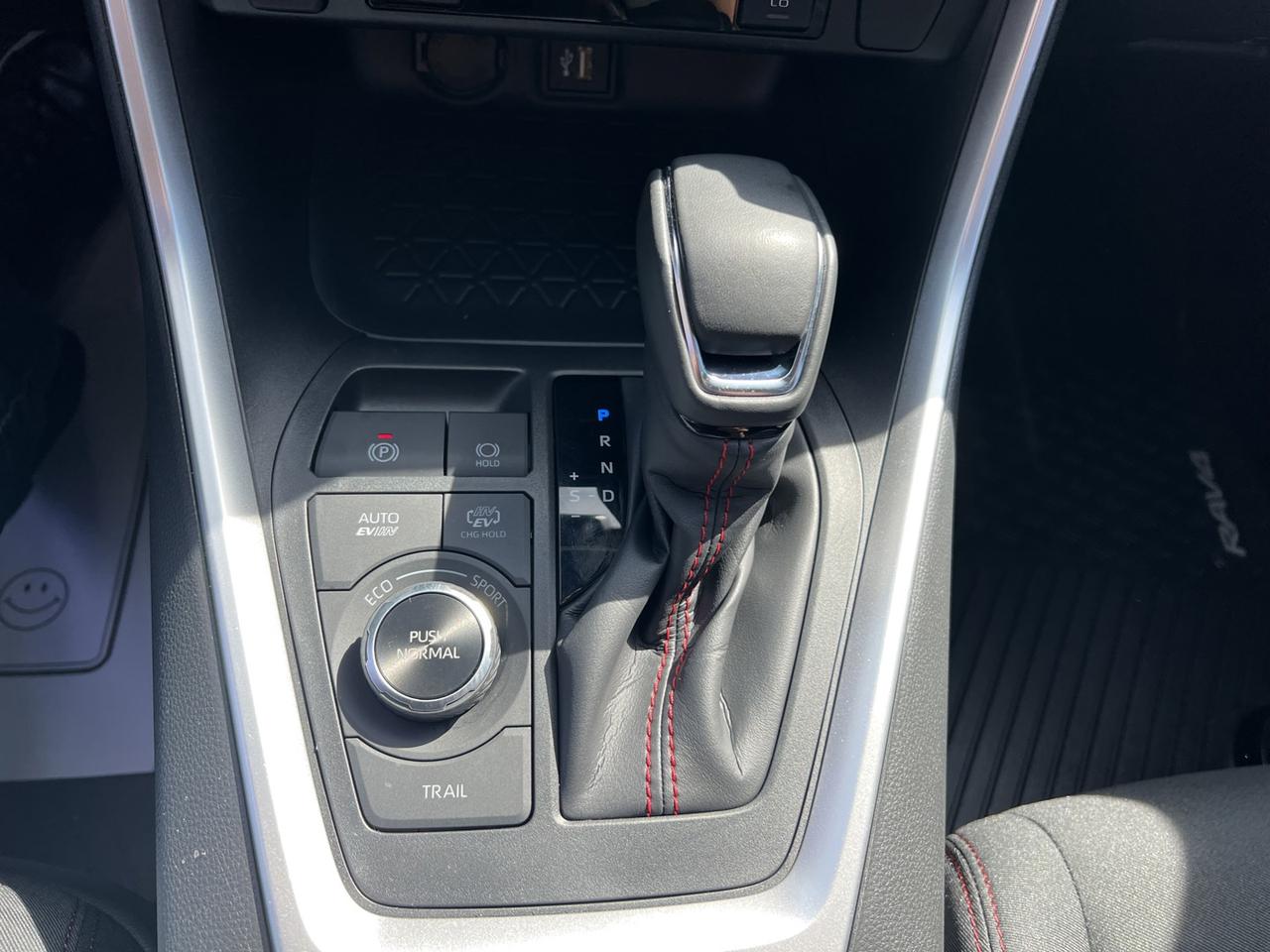 2023 Toyota RAV4 Prime SE AWD *ONE Owner Photo