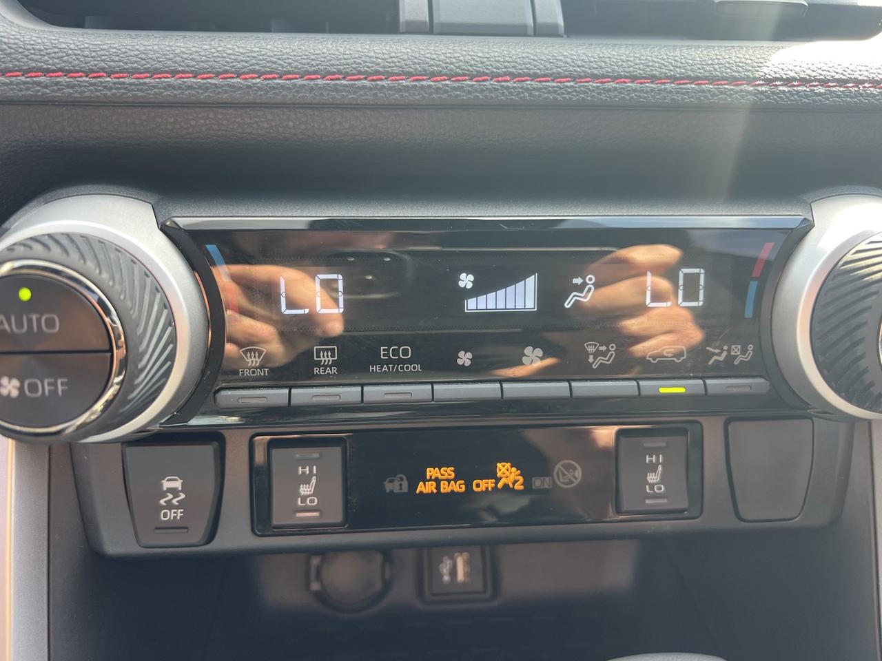 2023 Toyota RAV4 Prime SE AWD *ONE Owner Photo