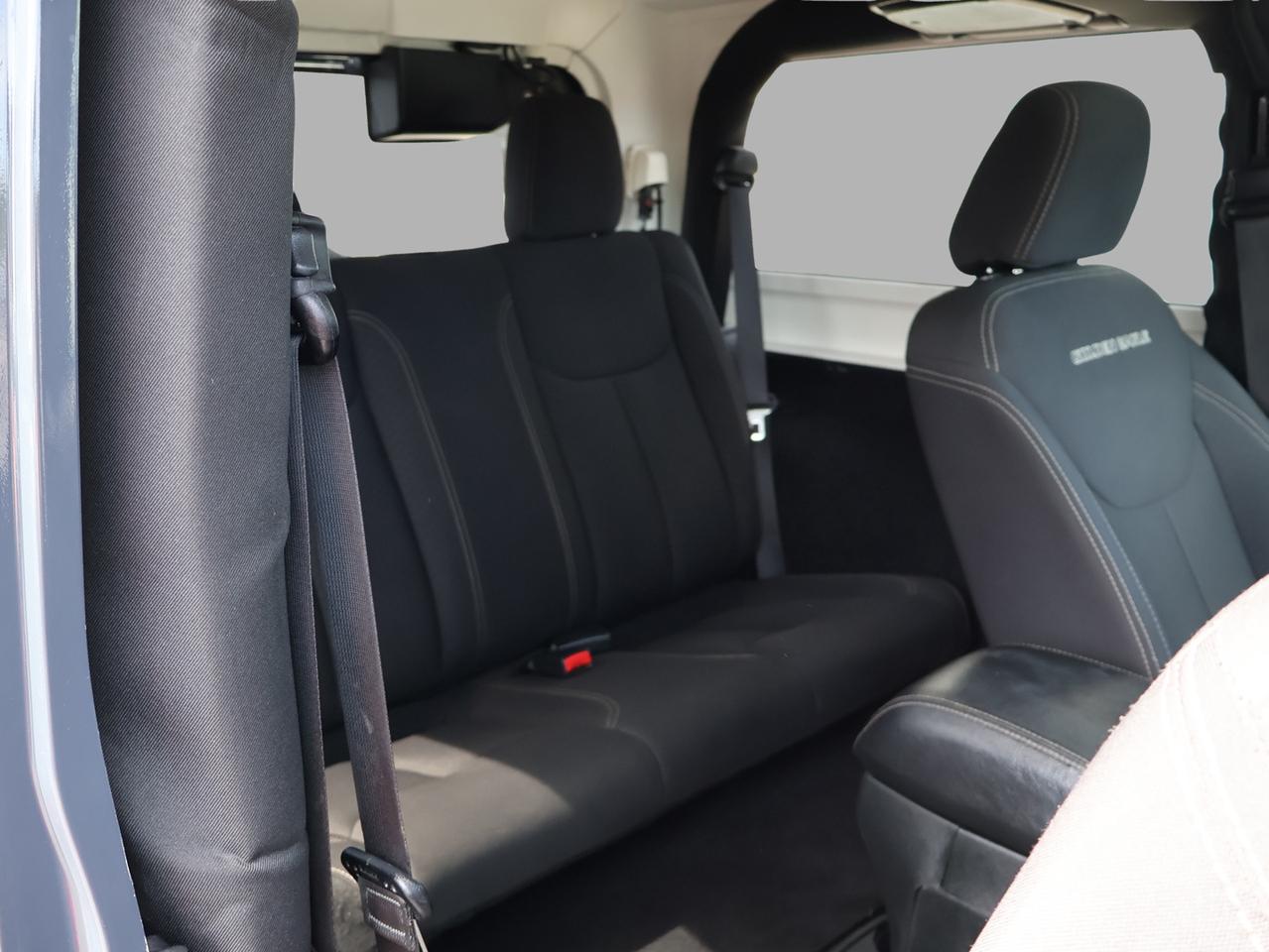 2018 Jeep Wrangler V6 GOLDEN EAGLE 4WD 6SPD/SHFT CERTIFIED *LOW KMS* *ACCIDENT FREE*2nd WINTER* BLUETOOTH CRUISE ALLOYS Photo