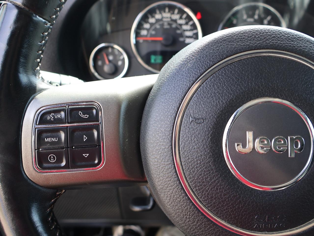 2018 Jeep Wrangler V6 GOLDEN EAGLE 4WD 6SPD/SHFT CERTIFIED *LOW KMS* *ACCIDENT FREE*2nd WINTER* BLUETOOTH CRUISE ALLOYS Photo