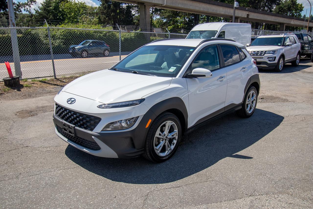 2022 Hyundai KONA 2.0L LE FWD Photo1