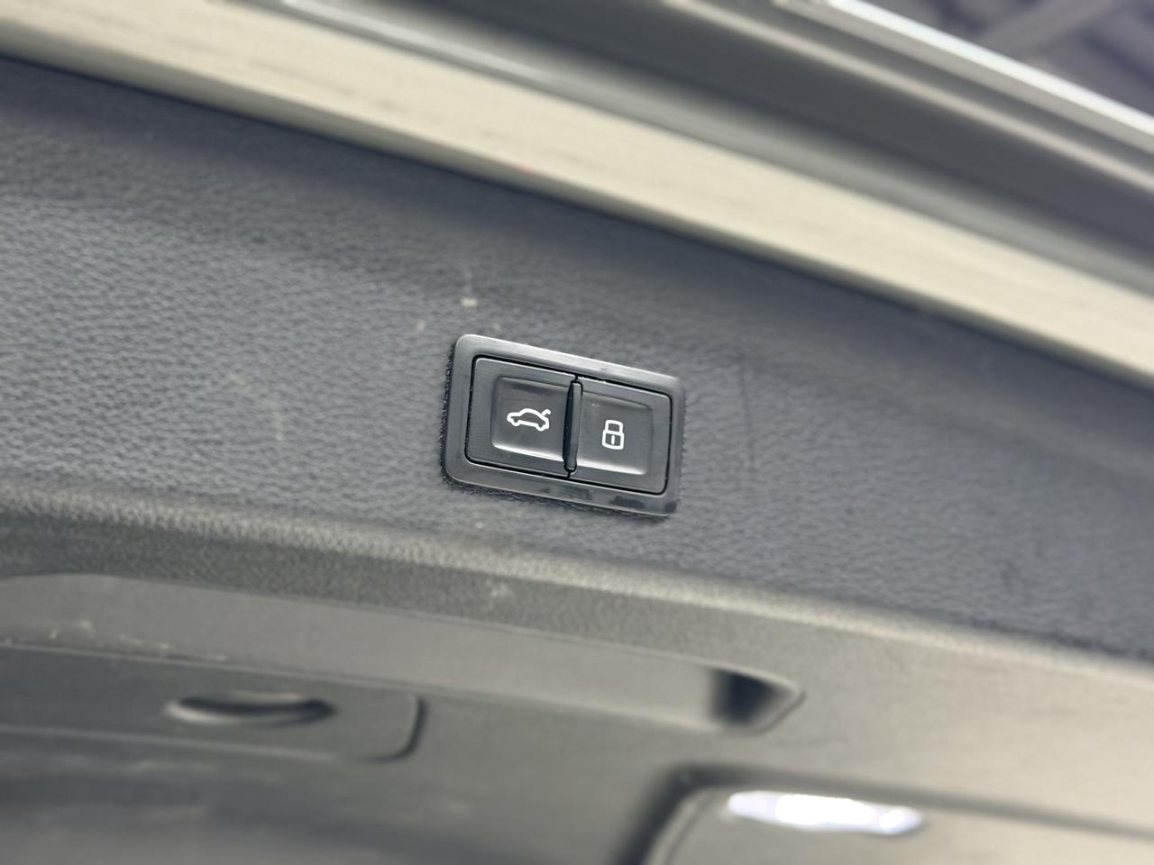 2020 Audi Q3 S-LINE|BACKUP|BSM|LDW|CARPLAY|PANO| Photo