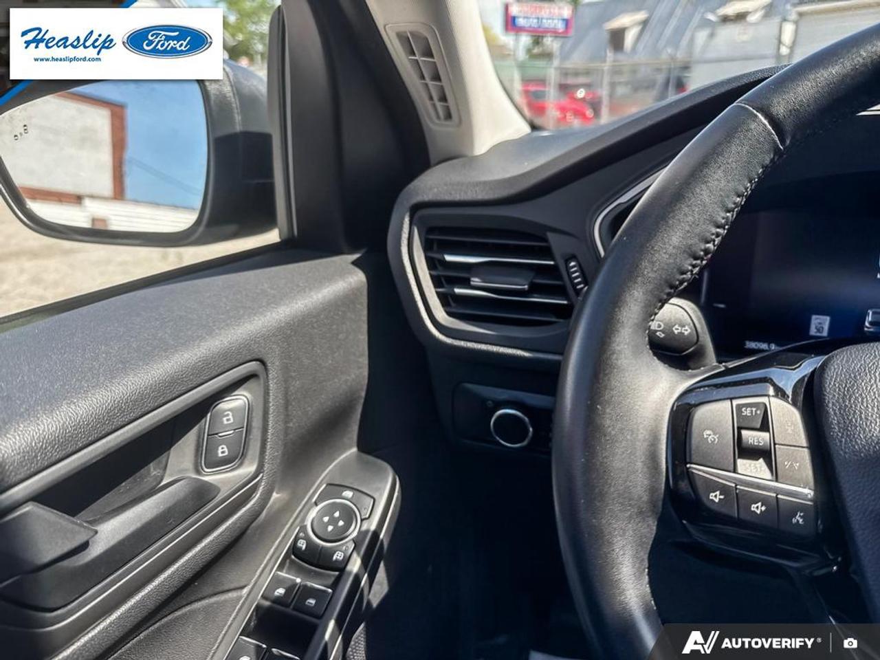 2025 Ford Escape Active Photo