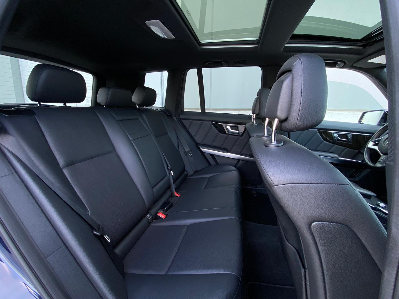 2015 Mercedes-Benz GLK-Class GLK250-4MATIC-BLUETEC-NAV-CAMERA-PANO ROOF-1 OWNER Photo