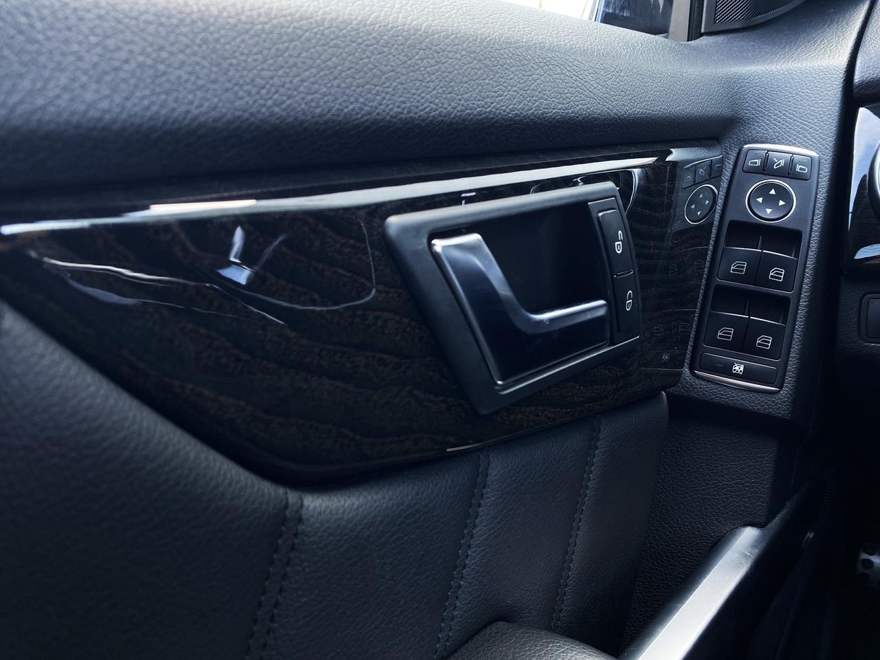 2015 Mercedes-Benz GLK-Class GLK250-4MATIC-BLUETEC-NAV-CAMERA-PANO ROOF-1 OWNER Photo