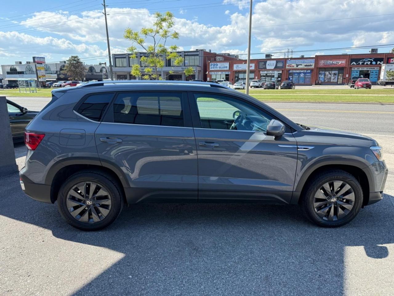 2022 Volkswagen Taos SE 4MOTION * AWD * - Photo #5