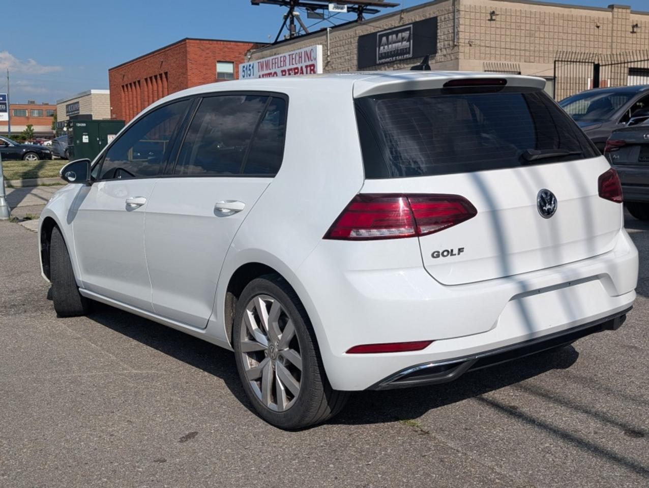 2021 Volkswagen Golf TSI * PANORAMIC ROOF * 2 SETS OF RIMS & TIRES * NA - Photo #7