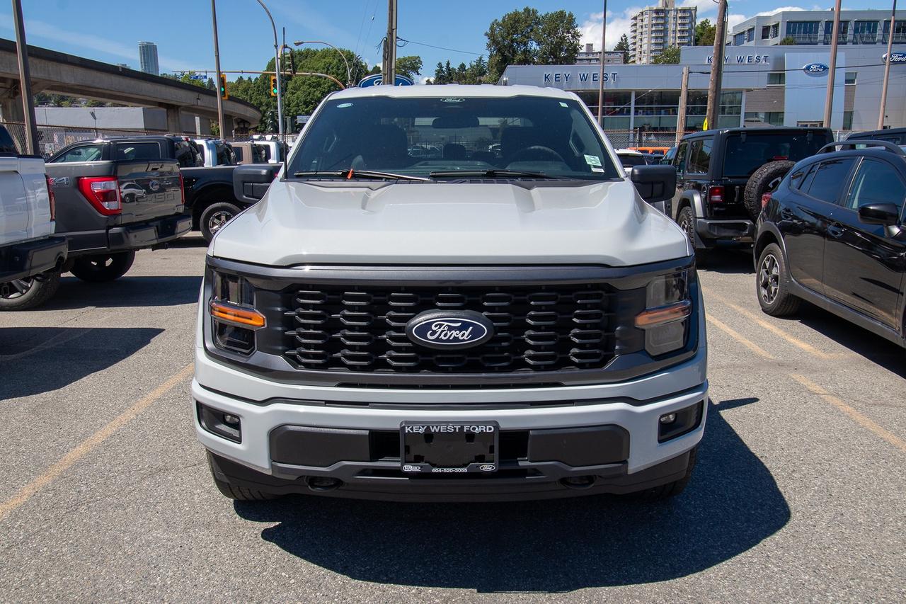 2024 Ford F-150 STX 4WD SuperCrew 5.5' Box Photo2