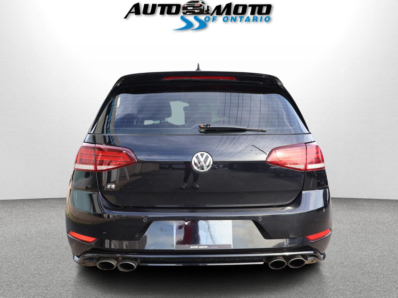 2018 Volkswagen Golf R PREMIUM 6 SPD/SHFT CERTIFIED *ACCIDENT FREE* CAMERA NAV BLUETOOTH LEATHER HEATED SEATS CRUISE ALLOYS Photo