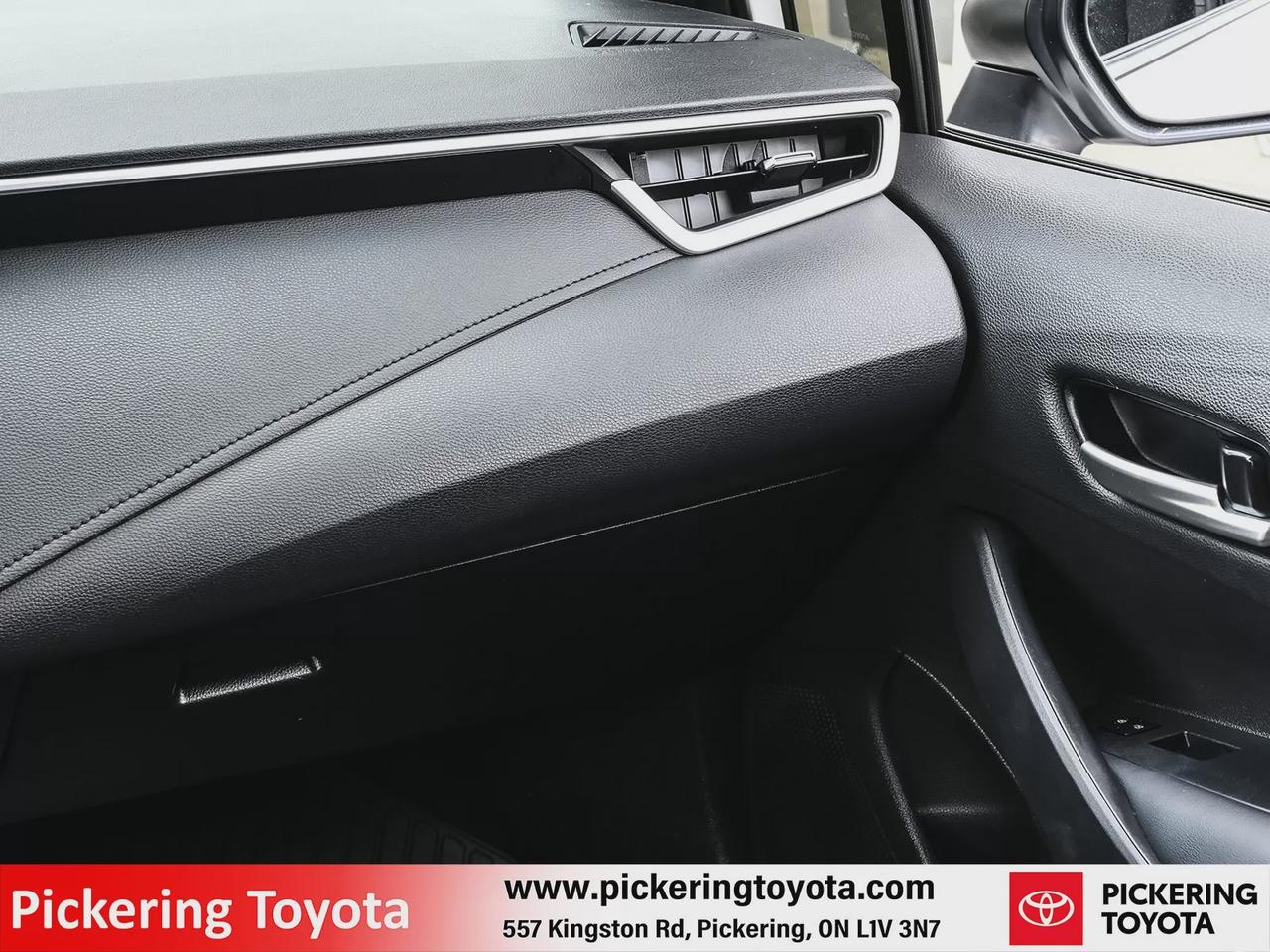 2025 Toyota Corolla Hybrid CVT LE Photo