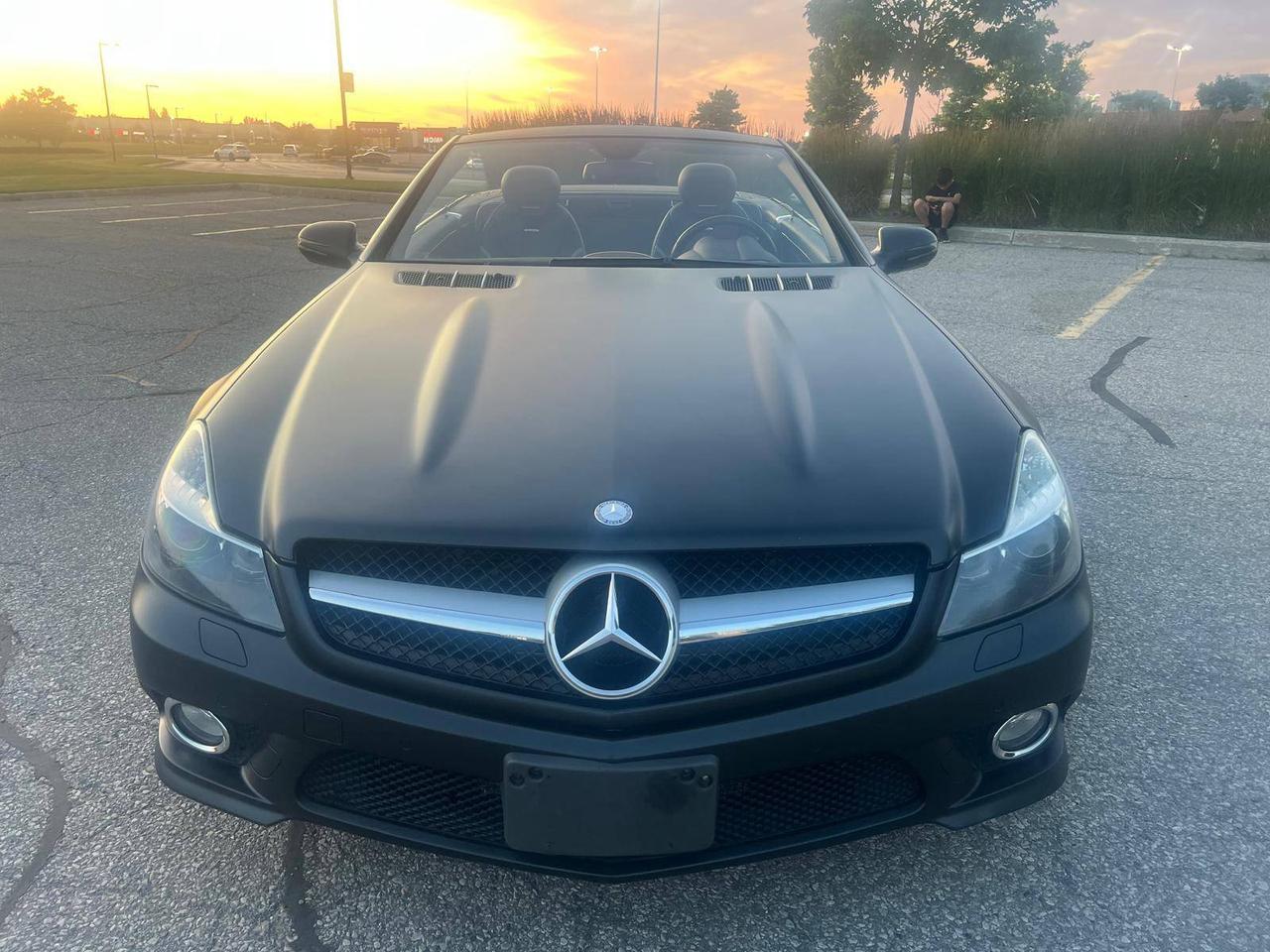 2011 Mercedes-Benz SL-Class SL 550 Night Edition Photo1