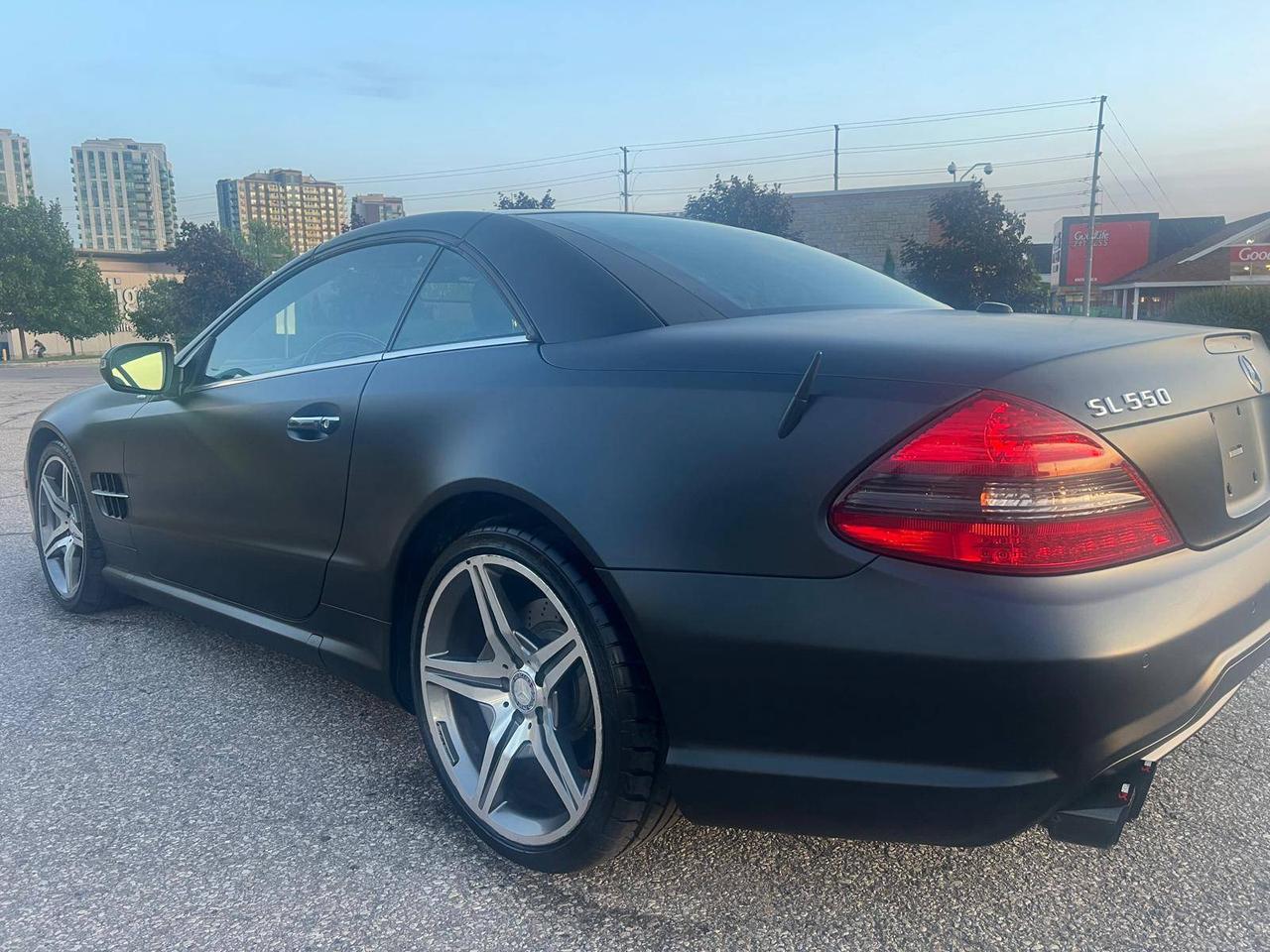 2011 Mercedes-Benz SL-Class SL 550 Night Edition Photo