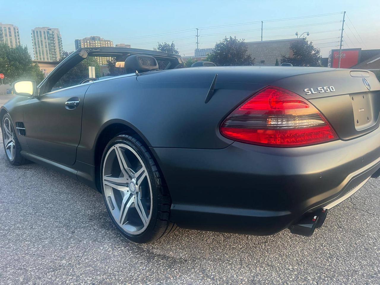 2011 Mercedes-Benz SL-Class SL 550 Night Edition Photo